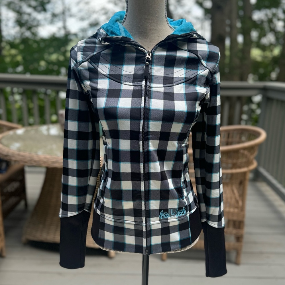 Colorful jacket by Burton, size small.